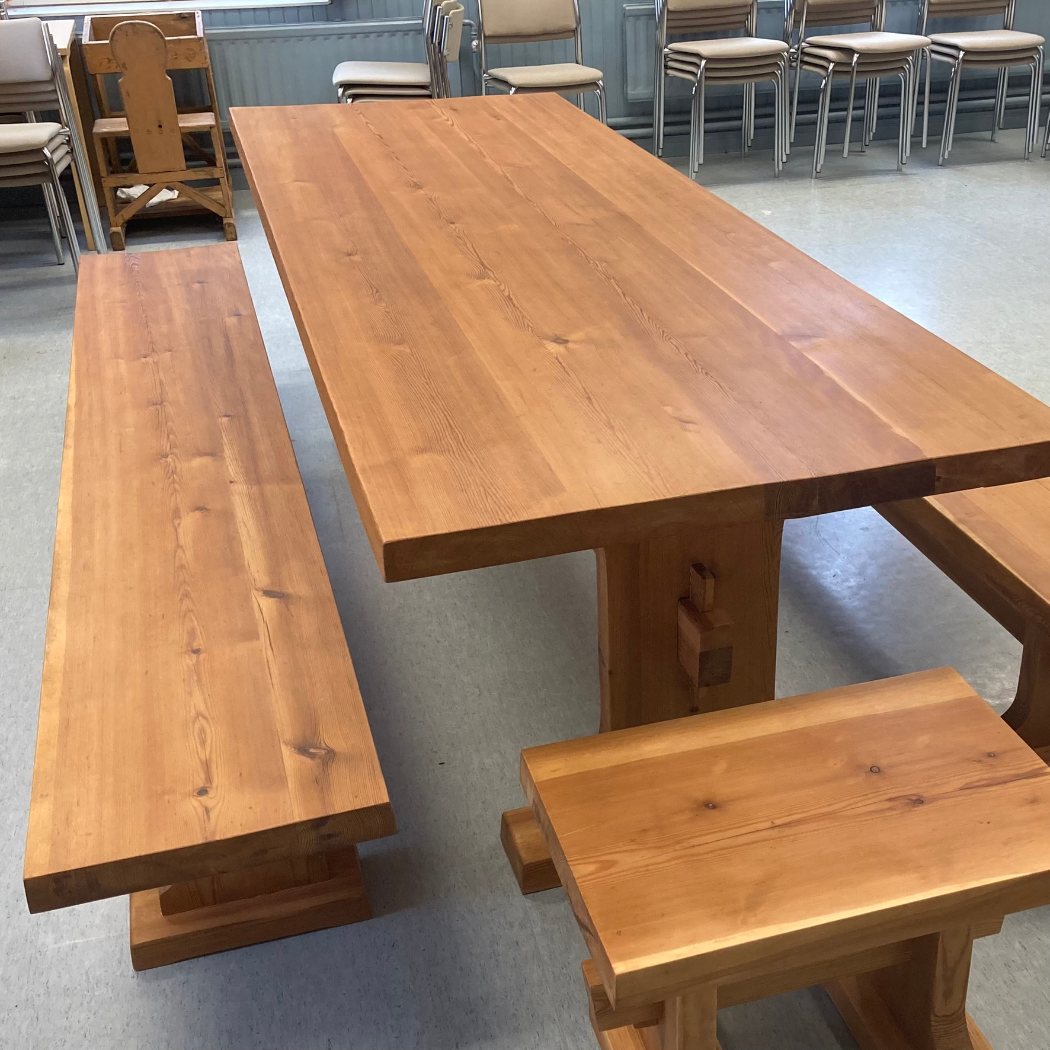 Huonekalujen entisöinti pirttikalusto öljytty