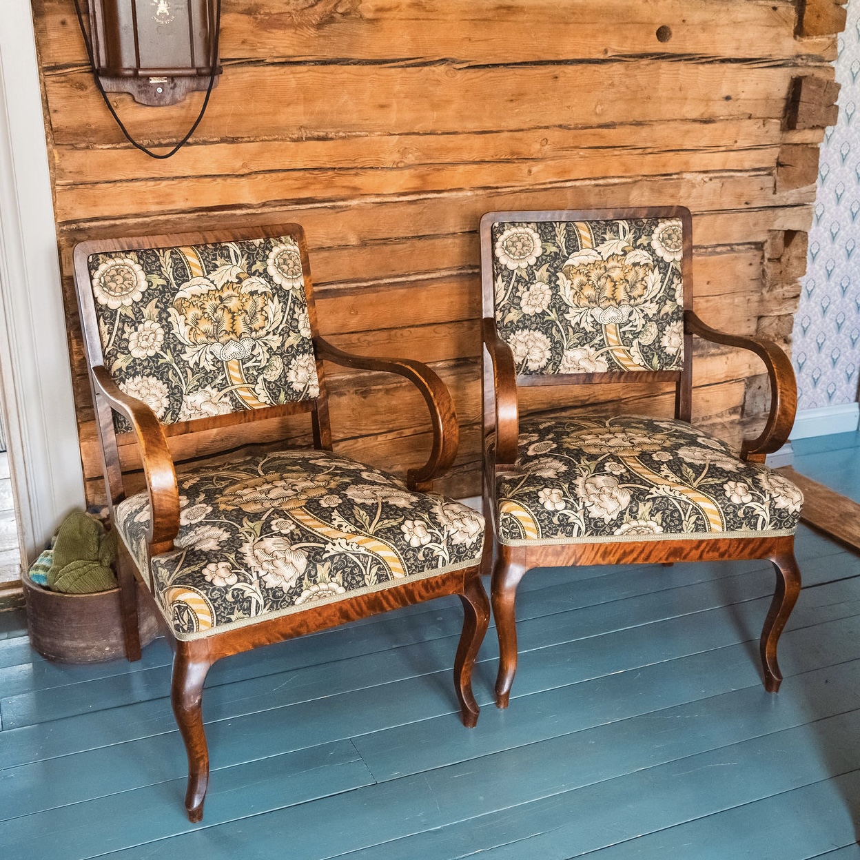 Perinteinen verhoilu William Morris verhoilukangas