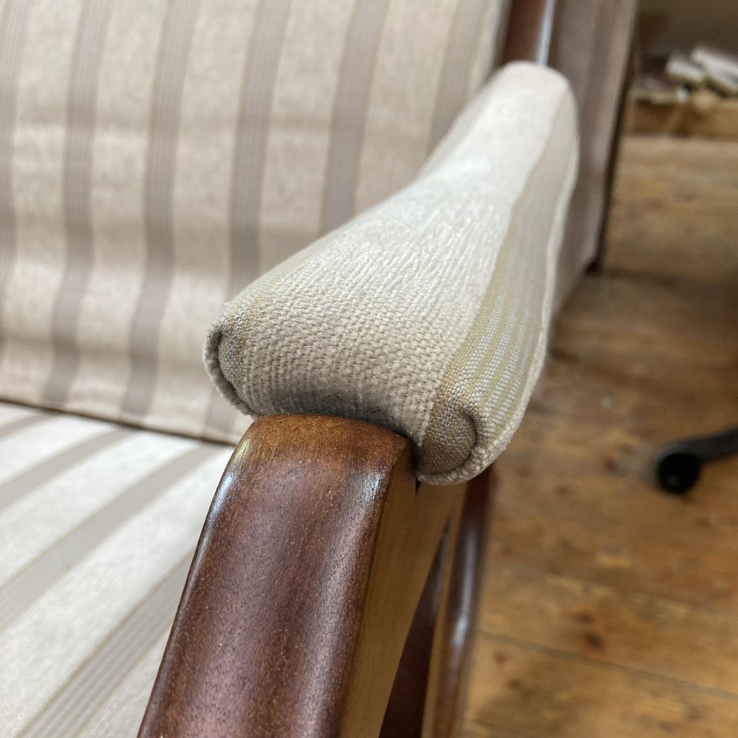 Perinteinen verhoilu biedermeier keinutuoli sellakkapuleeraus