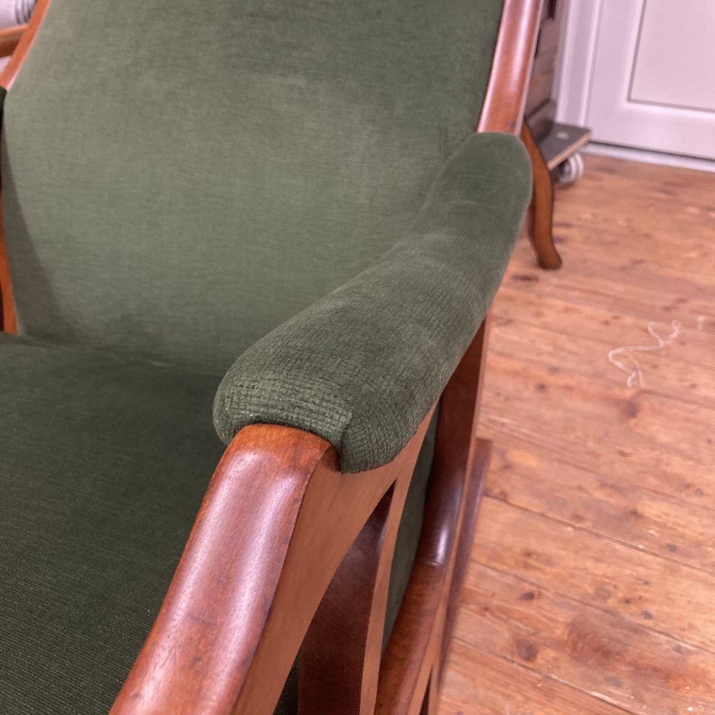 Perinteinen verhoilu biedermeier keinutuoli sellakkapuleeraus